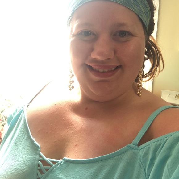 Washable Crinkle Gauze Cold Shoulder 🔝 by Torrid size 3 🌟Last chance!🌟 - Picture 5 of 16